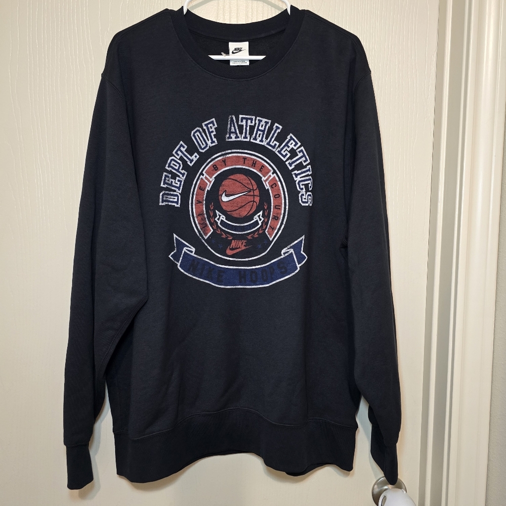 NWT Nike Hoops Dept Of Athletics Basketball Crewneck Sweatshirt‎ IM7732-010 XL